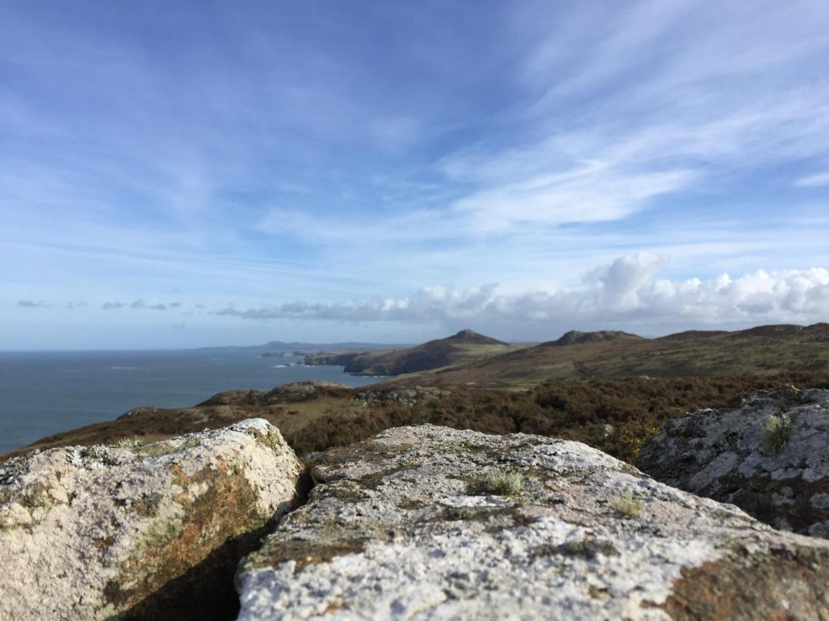 Craig-Y-Mor Suites With Sea Views Whitesands St Davids Exterior photo